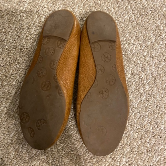 Tory Burch Minnie Leather Ballet Flats - Picture 2 of 3